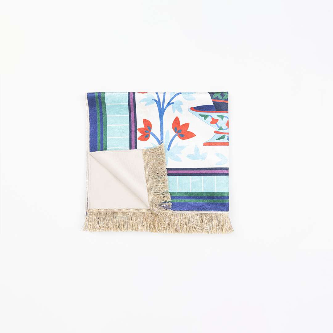 vase-pattern-prayer-rug
